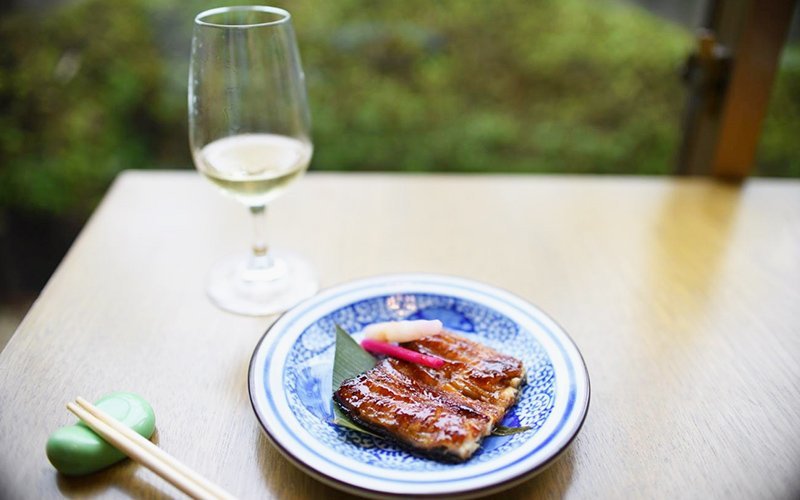 「お店でワインを出したい！」うなぎ屋さんの要望にソムリエ3人が白焼きと蒲焼きに合うワインを徹底検証